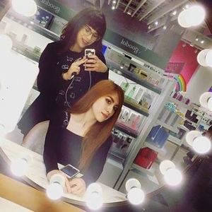 Meet your Posher, Addy